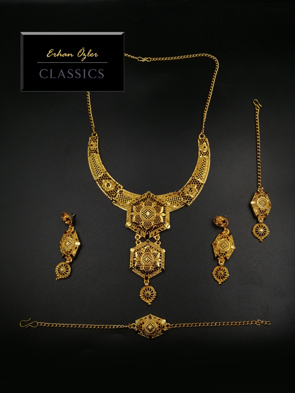 Hint kolyesi Alınlık seti